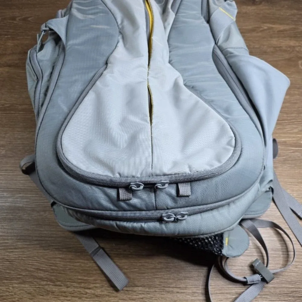 KATA Bumblebee UL-222 Camera Backpack Gray DSLR 17